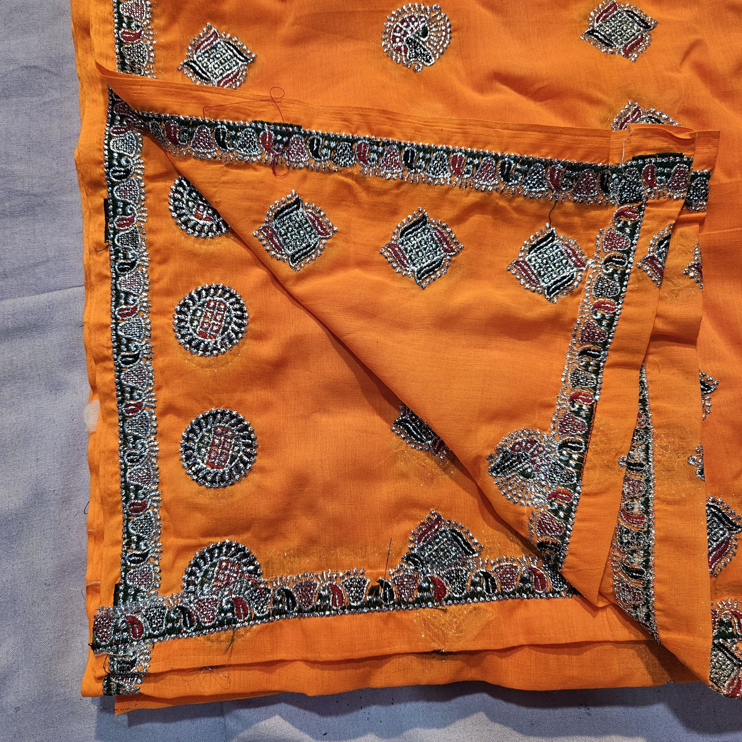 Rajasthani Meenawati Dress – Yellow Dupatta Lehenga Choli for Festive Occasions